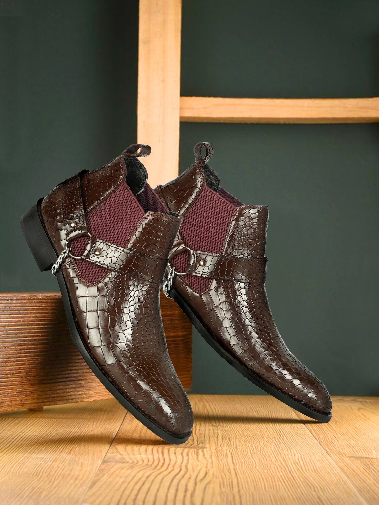 Genuine Leather Croco Chelsea Boots With Chain Buckle